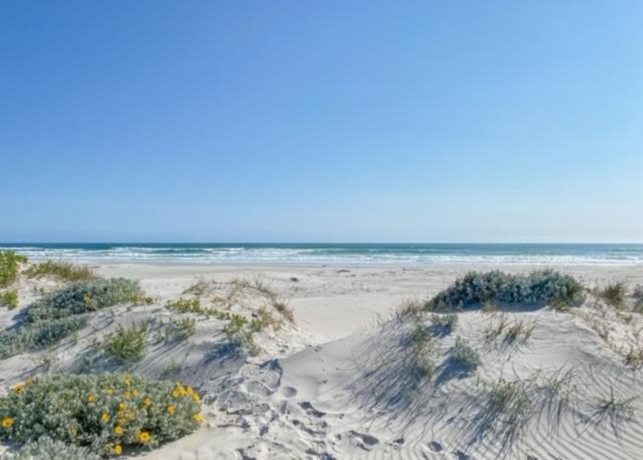 1 Bedroom Property for Sale in Van Riebeeckstrand Western Cape